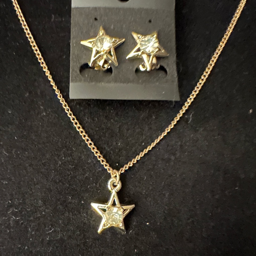 Silver Star Necklace and Earring Set